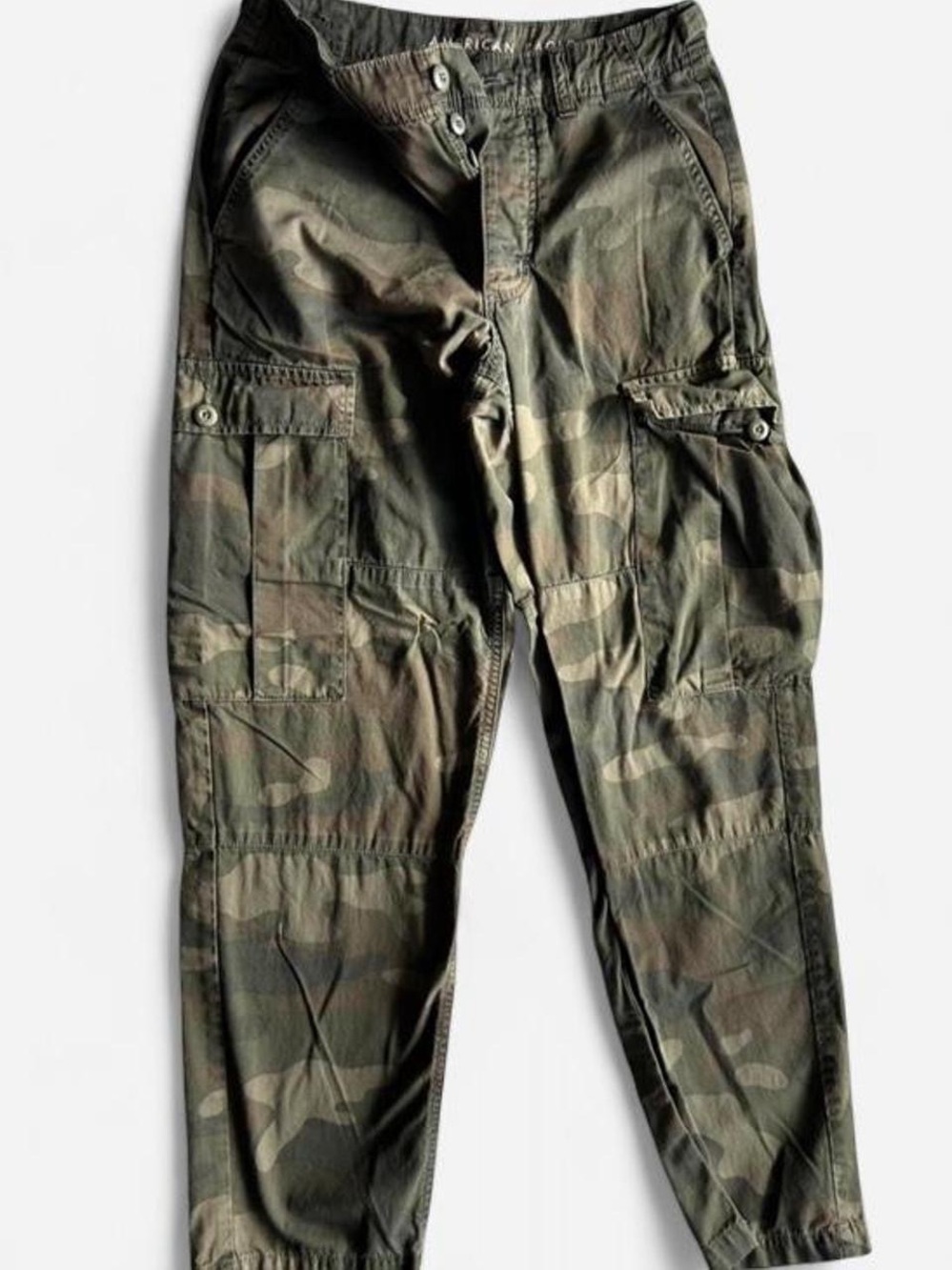 American Eagle Outfitters Camo Cargo Pants in Olive Camo